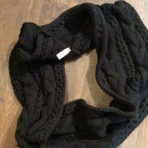 Orb scarf